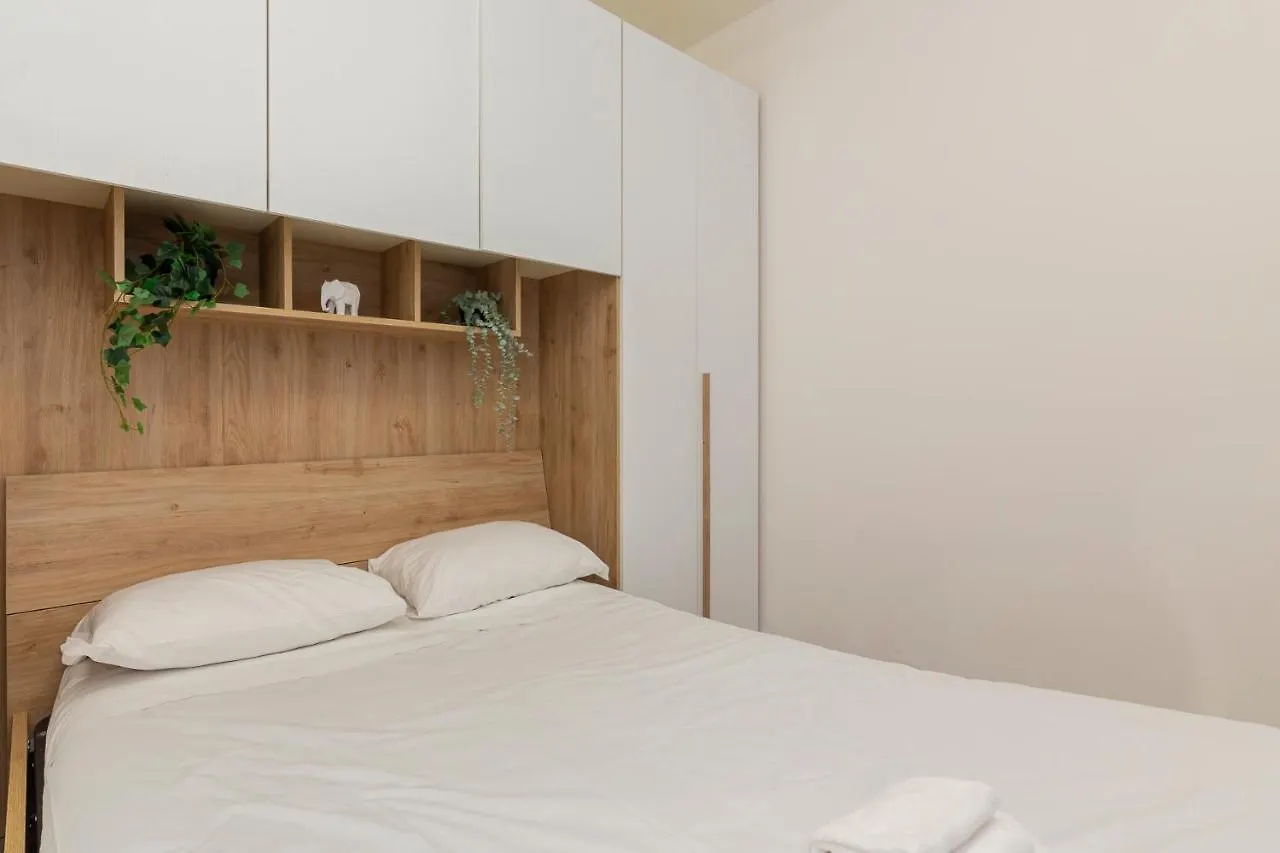 Cozy Apartment - Polesine Milão 0*,