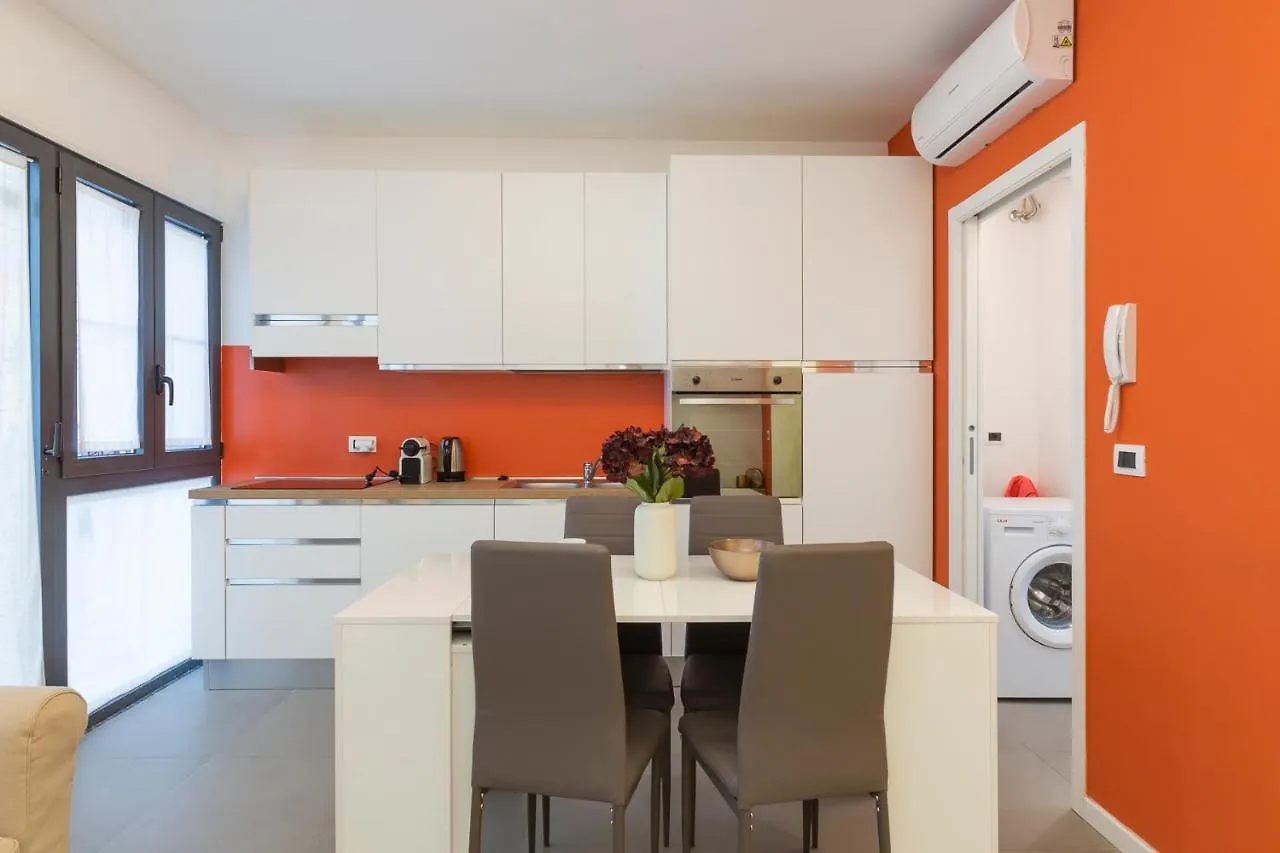 Cozy Apartment - Polesine Milan 0*,  Italy