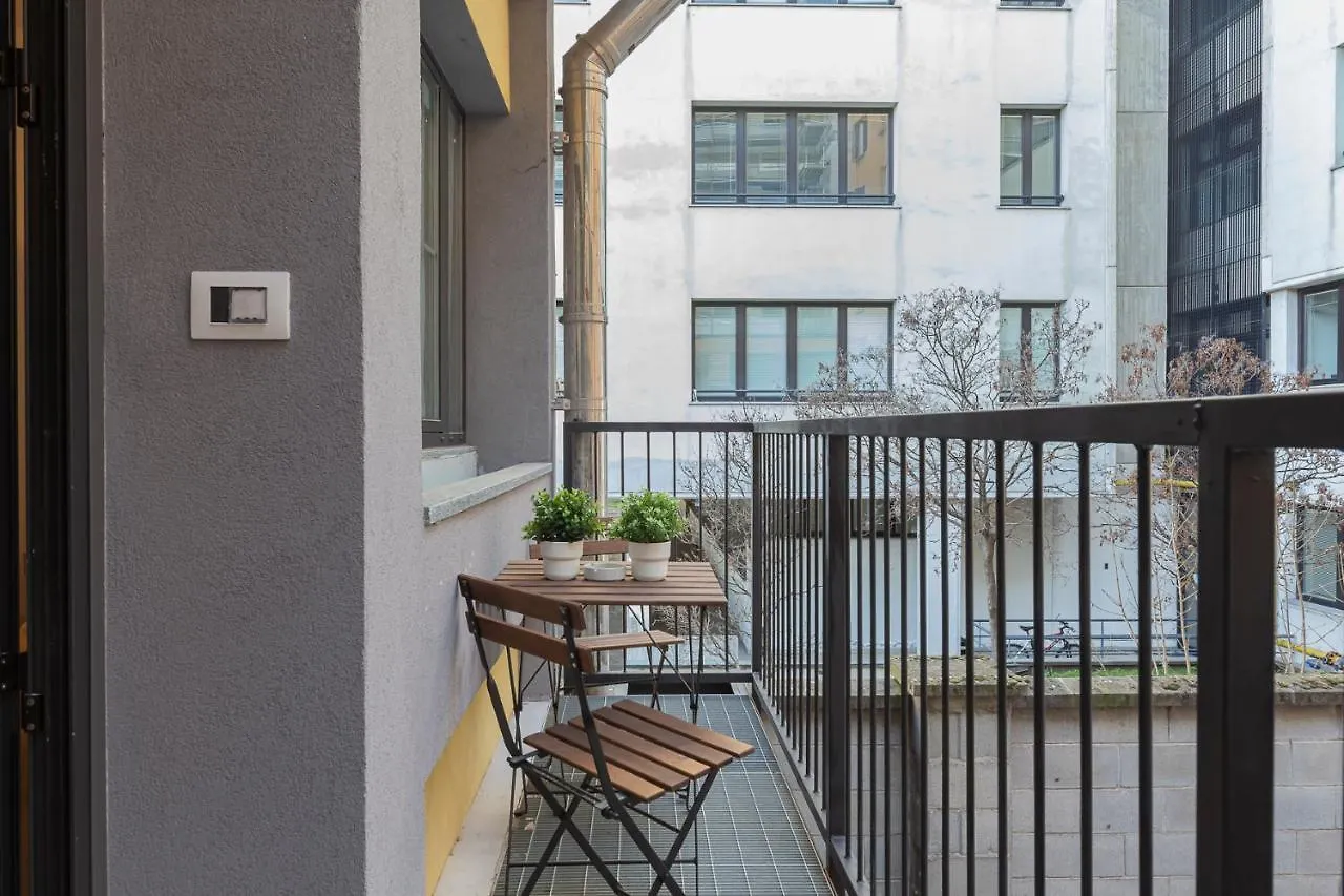 Cozy Apartment - Polesine Milan Italy